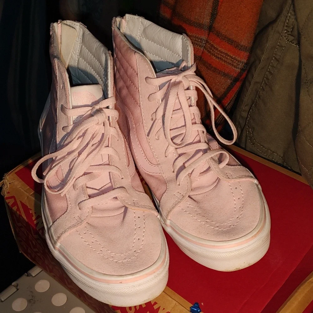 Vans Kids Sk8 Hi Pink Shoes Size 6 - Picture 2 of 6
